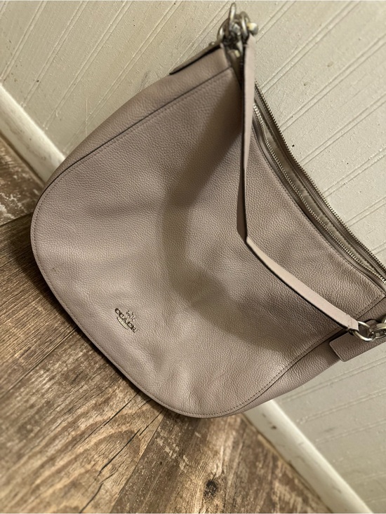 Coach Handbags - Coach Pebbled Leather Hobo in Taupe